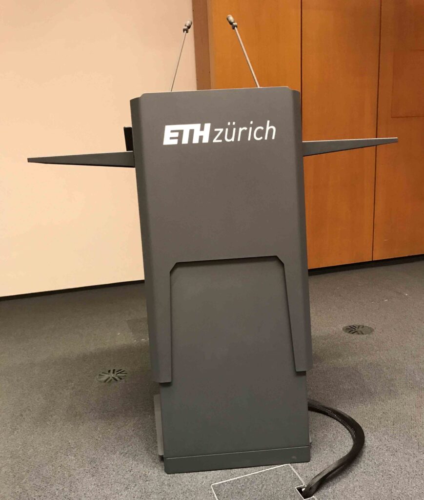 Audi Max lecterns