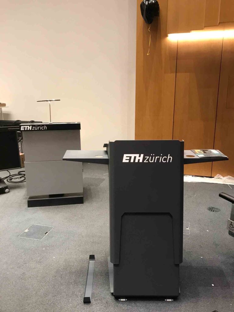 Audi Max lecterns